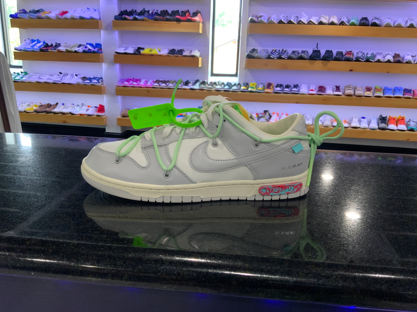 NIKE OFF WHITE DUNK LOT 7