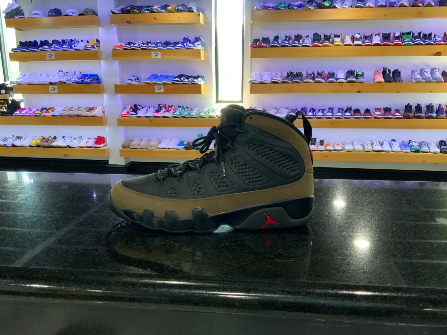 AJ9 OLIVE