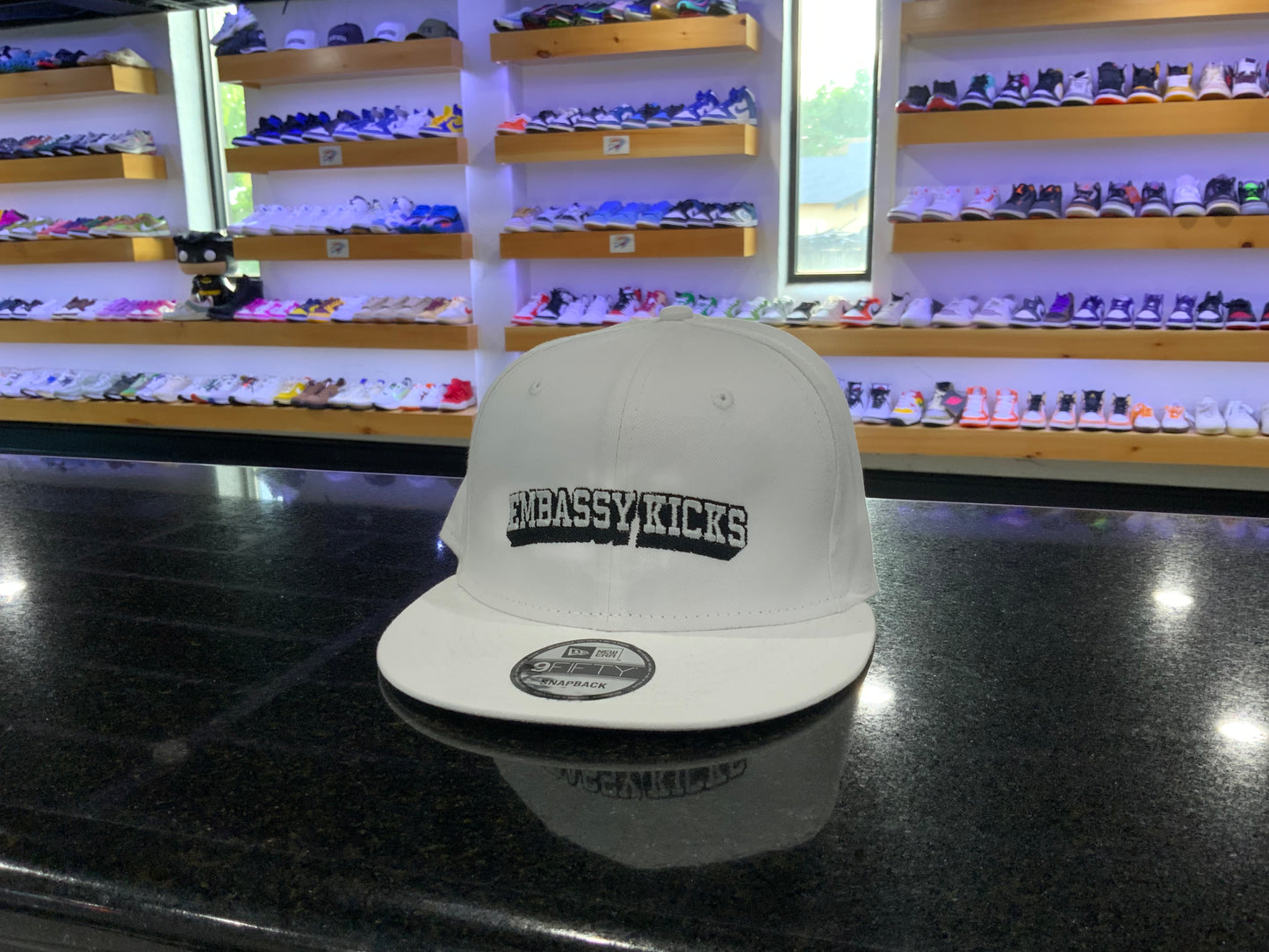 EMBASSY KICKS SNAPBACK