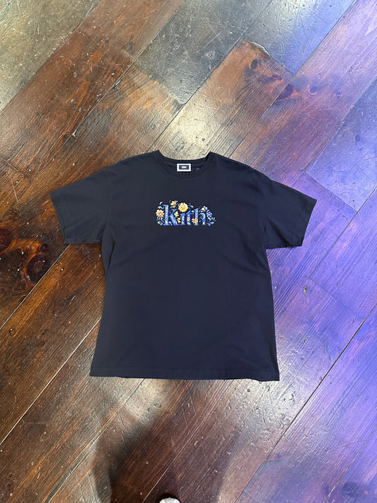 Kith T-Shirt “Floral Blk”