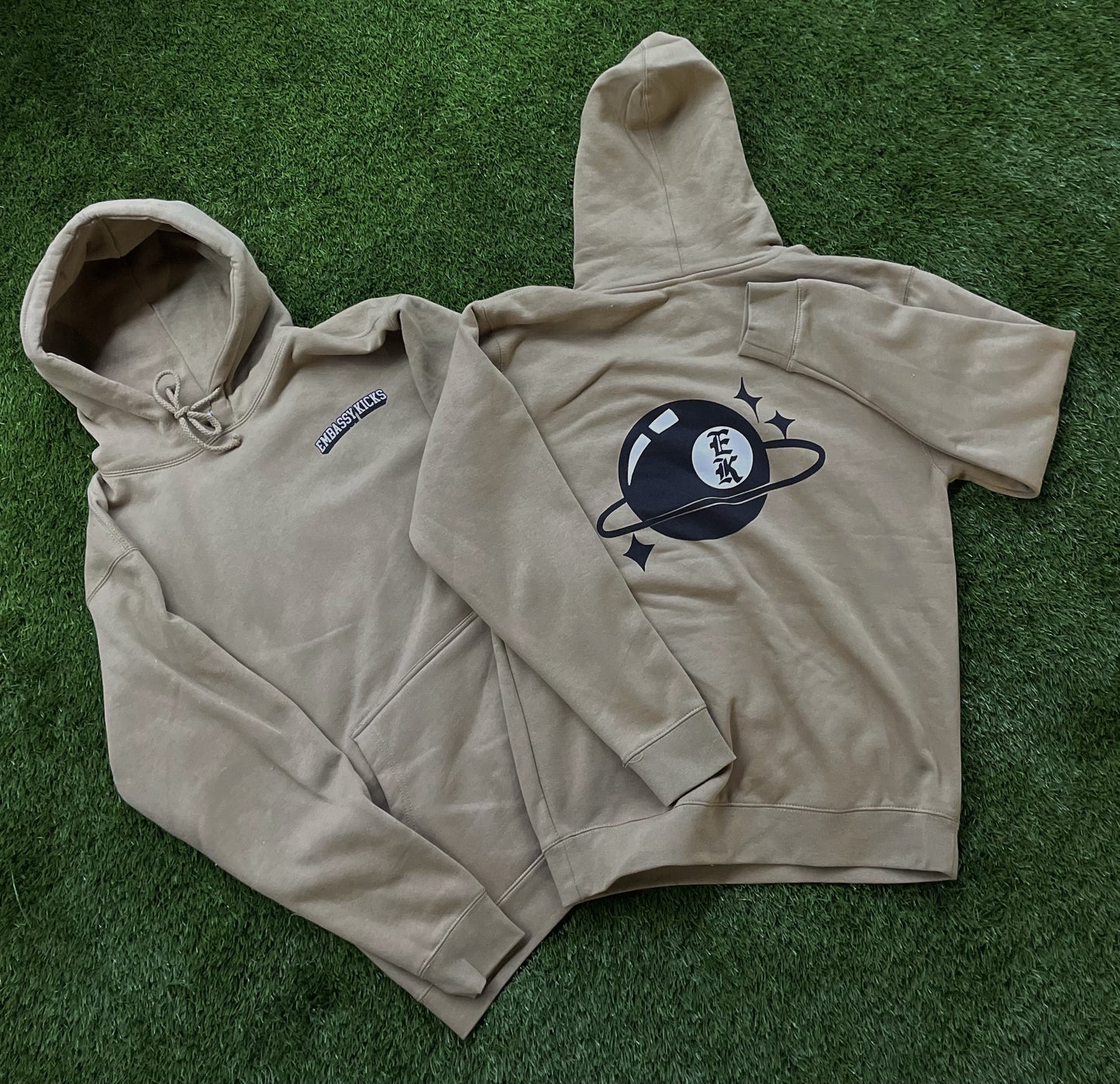 EK 8-BALL HOODIE BROWN